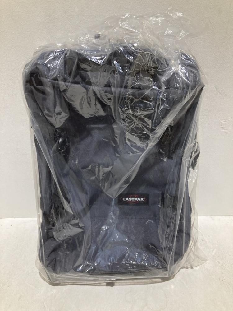 Lot 865  
            Birmingham SR108 - Parcel Delivery Only 

                
EAST PARK GREY 2 WHEEL SOFT SHELL SUITCASE