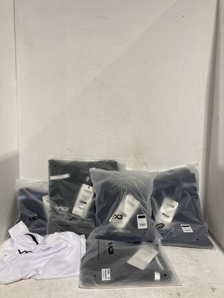 Lot 1008  
            Birmingham SR107 - Parcel Delivery Only 

                
ASSORTED CLOTHING ITEMS TO INCLUDE VENI FORTIS SWEATER BLACK/WHITE SIZE L