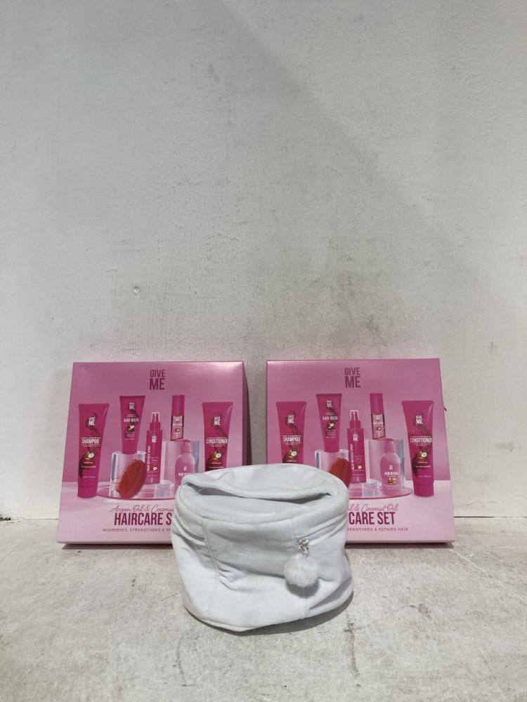 Lot 1028  
            Birmingham SR107 - Parcel Delivery Only 

                
ASSORTED BEAUTY PRODUCTS TO INCLUDE GIVE ME ARGAN OIL HAIR CARE SET