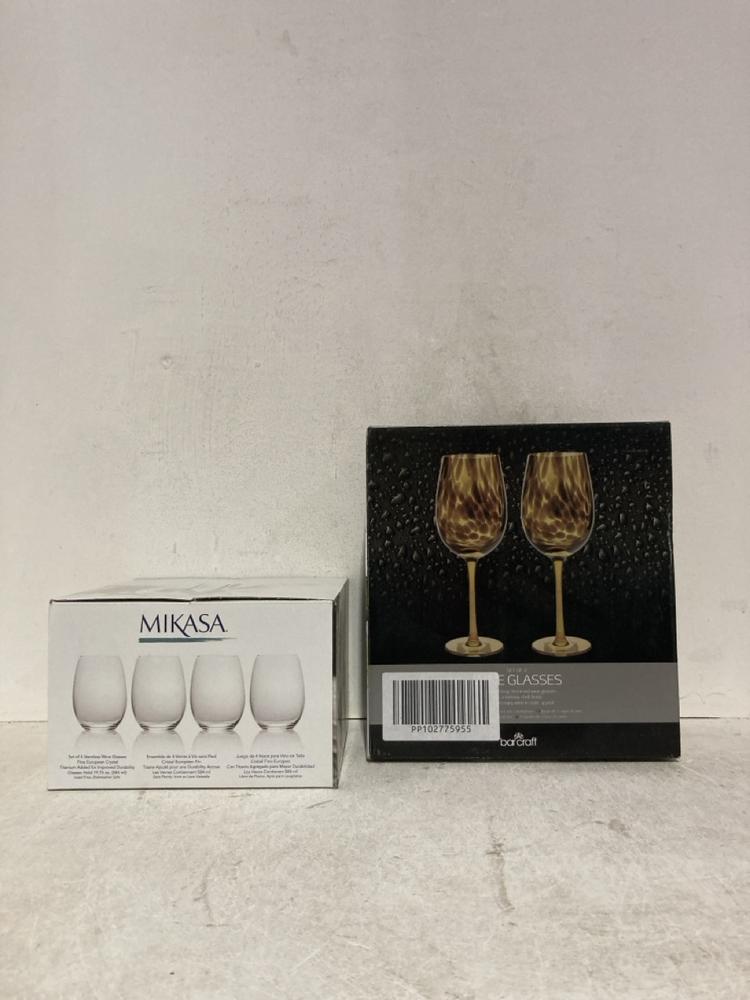 Lot 1183  
            Birmingham SR107 - Parcel Delivery Only 

                
ASSORTED DRINKING GLASSES TO INCLUDE SET OF 4 STEMLESS WINE GLASSES