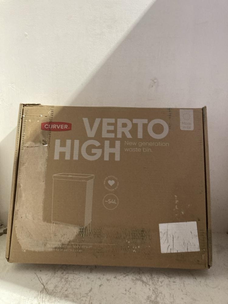 Lot 1222  
            Birmingham SR107 - Parcel Delivery Only 

                
CURVER 54L BIN