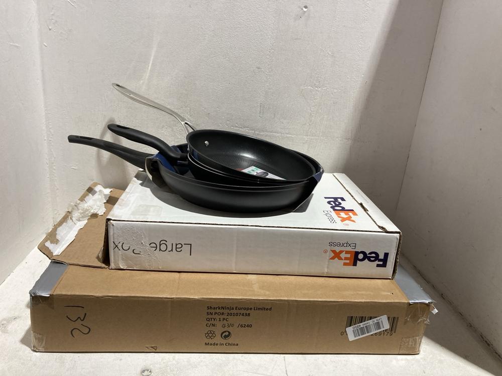 Lot 1245  
            Birmingham SR107 - Parcel Delivery Only 

                
5 X ITEMS TO INCLUDE TEFAL STAINLESS STEEL NON_STICK SAUTE PAN