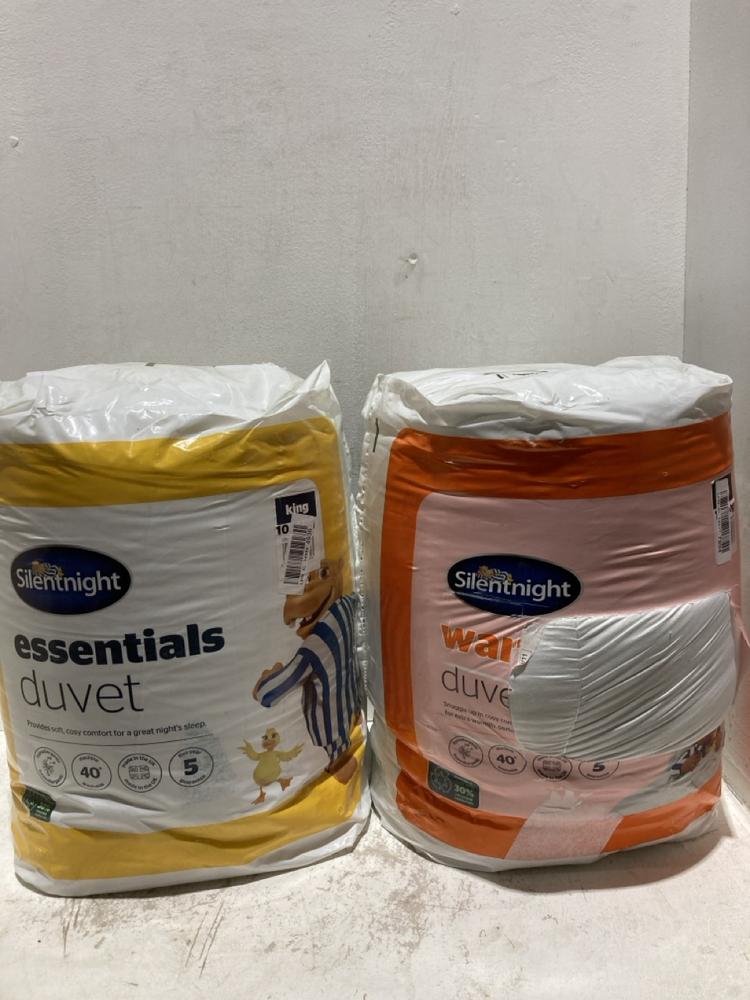 Lot 1349  
            Birmingham SR107 - Parcel Delivery Only 

                
2 X SILENT NIGHT ITEMS TO INCLUDE WARM & COSY KING SIZE DUVET