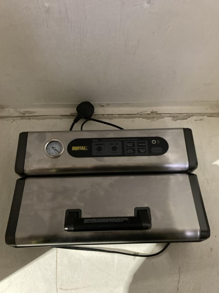 Lot 14  
            Birmingham SR107 - Parcel Delivery Only 

                
BUFFALO VACUUM PACK MACHINE ORIGINAL RRP £312
