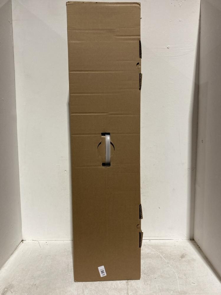 Lot 157  
            Birmingham SR107 - Parcel Delivery Only 

                
JOHN LEWIS & PARTNERS PRE LIT GREEN POTTED BASKET TREE 1.35M