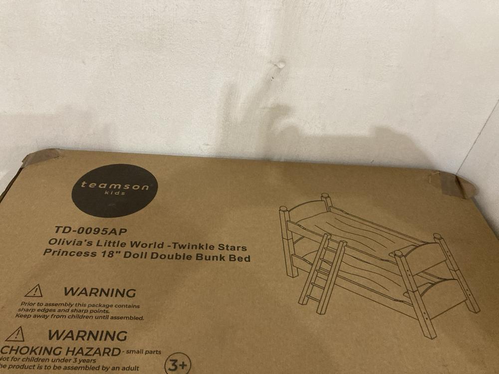 Lot 198  
            Birmingham SR107 - Parcel Delivery Only 

                
TEAMSON KIDS LITTLE WORLD TWINKLE STARS PRINCESS 18 INCH DOLL DOUBLE BUNK BED
