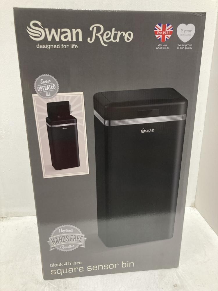Lot 262  
            Birmingham SR107 - Parcel Delivery Only 

                
SWAN RETRO BLACK 45L SQUARE SENSOR BIN