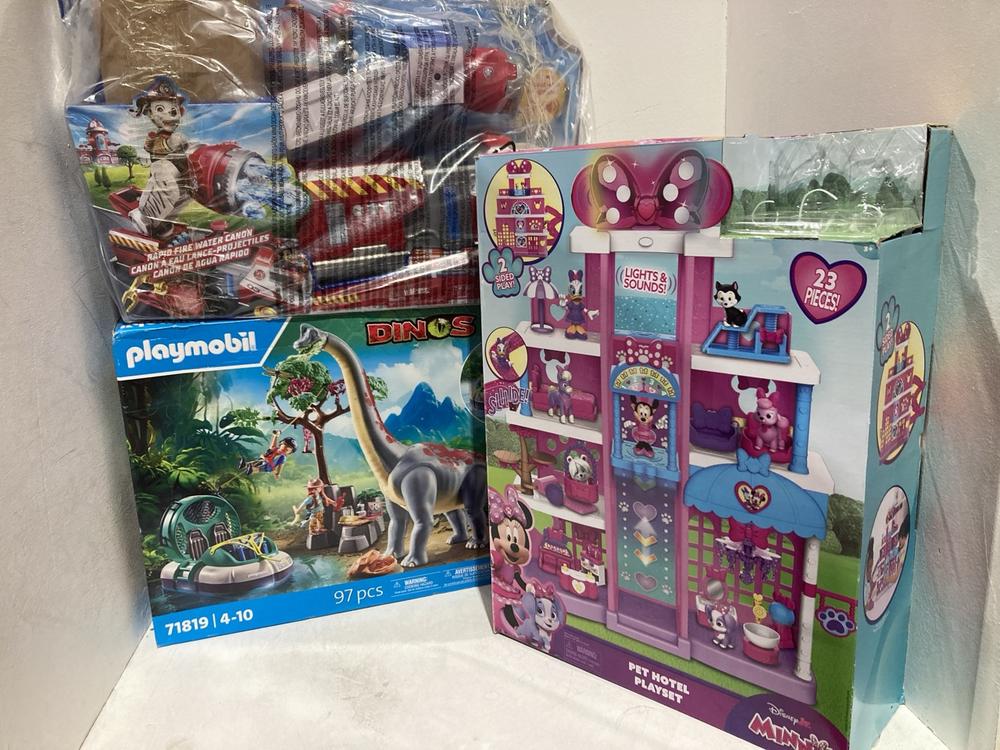 Lot 284  
            Birmingham SR107 - Parcel Delivery Only 

                
3 X CHILDRENS TOYS TO INCLUDE DISNEY JR PET HOTEL PLAYSET