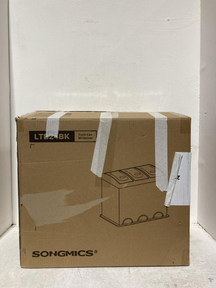 Lot 313  
            Birmingham SR107 - Parcel Delivery Only 

                
TRIPLE-COMPARTMENT BLACK KITCHEN RECYCLING BIN 5.7KG