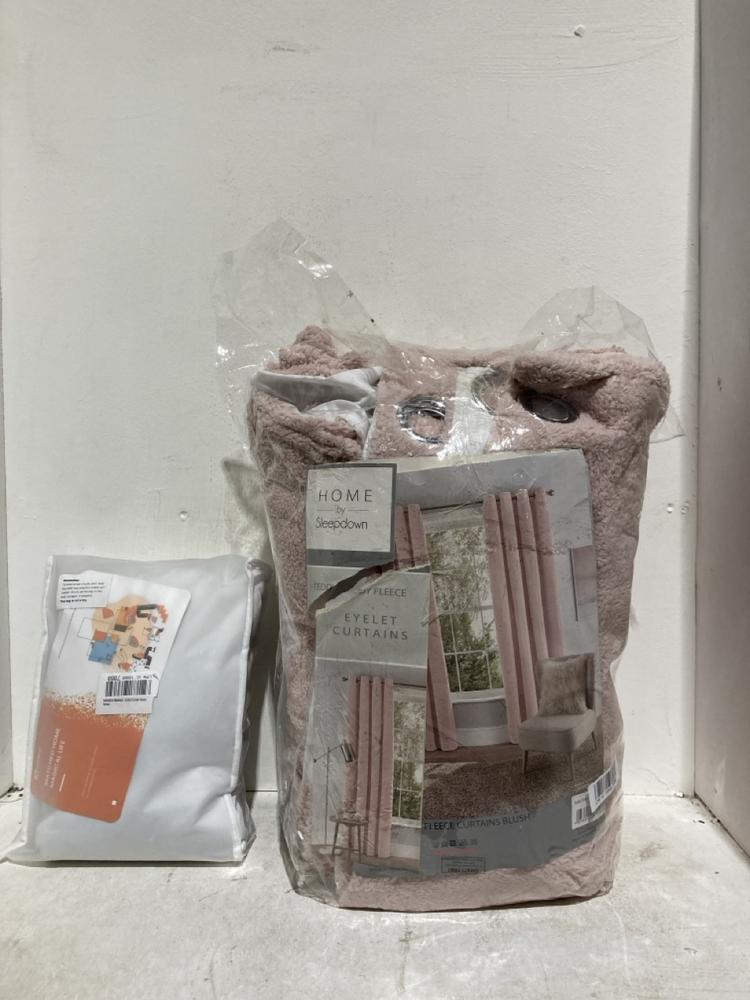 Lot 412  
            Birmingham SR107 - Parcel Delivery Only 

                
EYELET CURTAINS AND MATCHED HOME MAGICAL LIFE