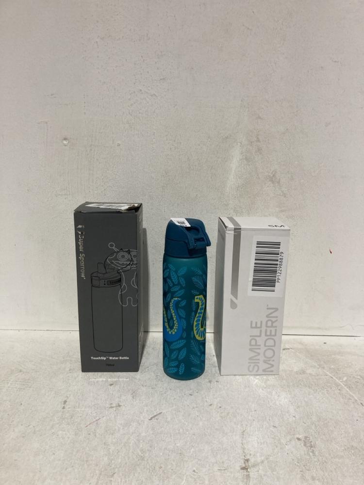 Lot 463  
            Birmingham SR107 - Parcel Delivery Only 

                
3 X ITEMS TO INCLUDE SUPER SPARROW 750ML BOTTLE