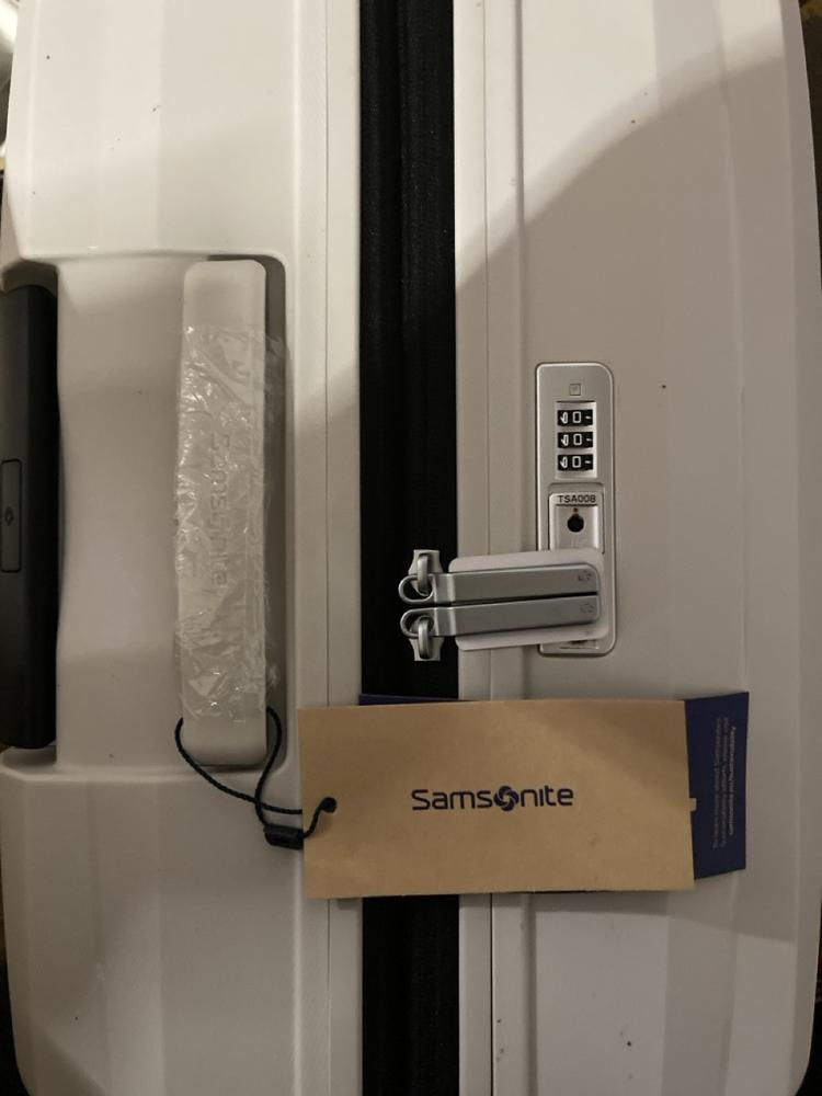 Lot 4  
            Birmingham SR107 - Parcel Delivery Only 

                
SAMSONITE NEO FLUX SUITCASE ORIGINAL RRP £199