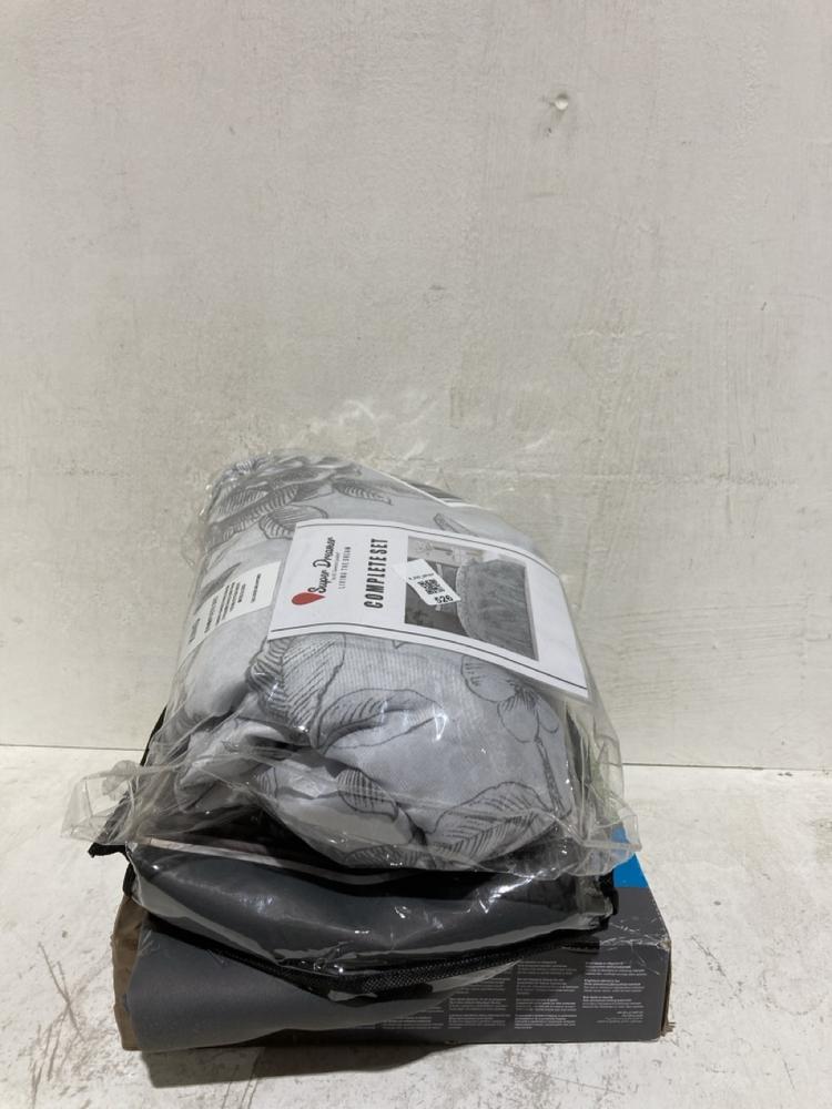 Lot 526  
            Birmingham SR107 - Parcel Delivery Only 

                
3 X ITEMS TO INCLUDE BESTWAY 22CM AIR MATTRESS