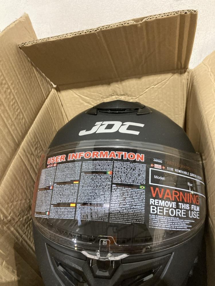 Lot 531  
            Birmingham SR107 - Parcel Delivery Only 

                
JDC FULL COVERAGE MOTORCYCLE HELMET IN BLACK