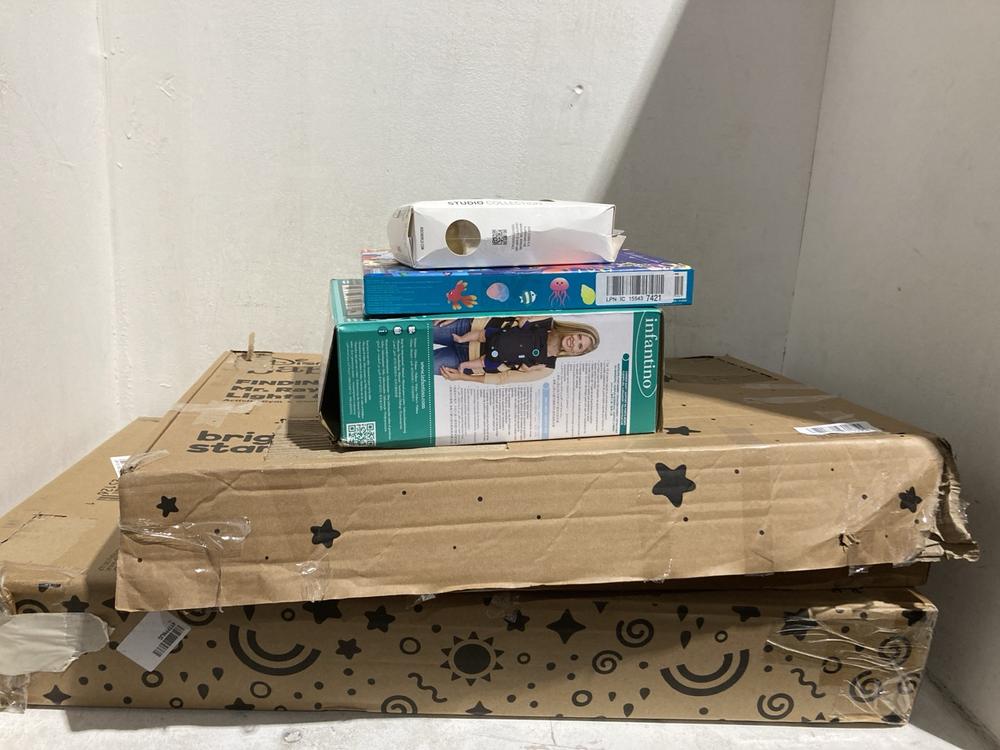 Lot 537  
            Birmingham SR107 - Parcel Delivery Only 

                
QTY OF ITEMS TO INCLUDE DISNEY BABY FINDING NEMO MR RAY OCEAN LIGHTS & MUSIC GYM