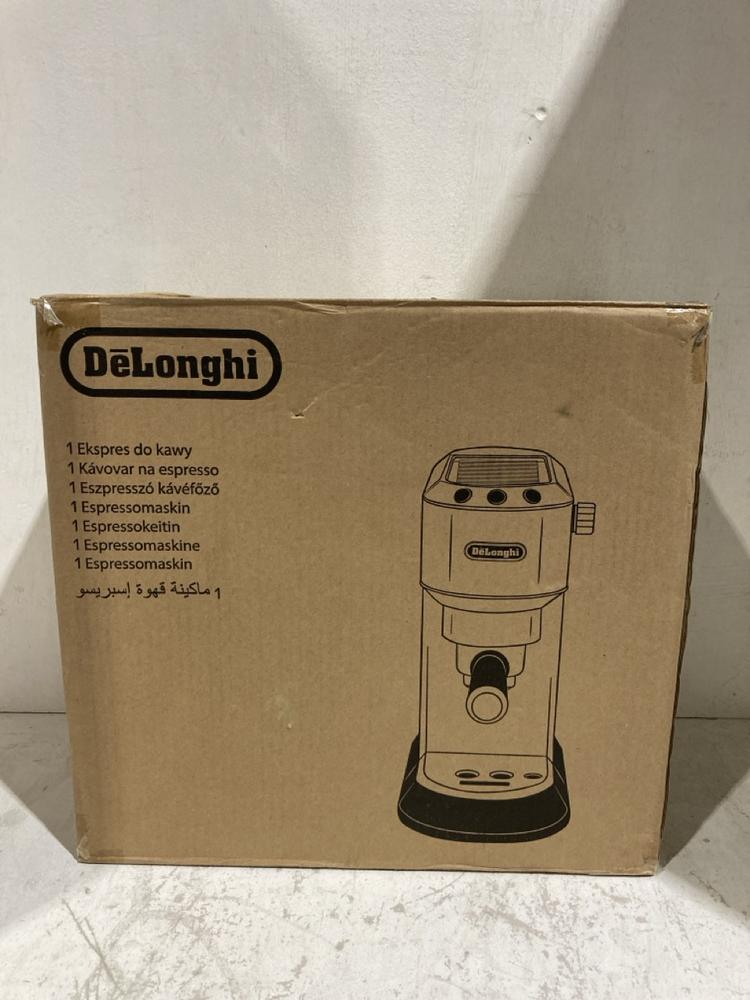 Lot 558  
            Birmingham SR107 - Parcel Delivery Only 

                
DELONGHI ESPRESSO MACHINE