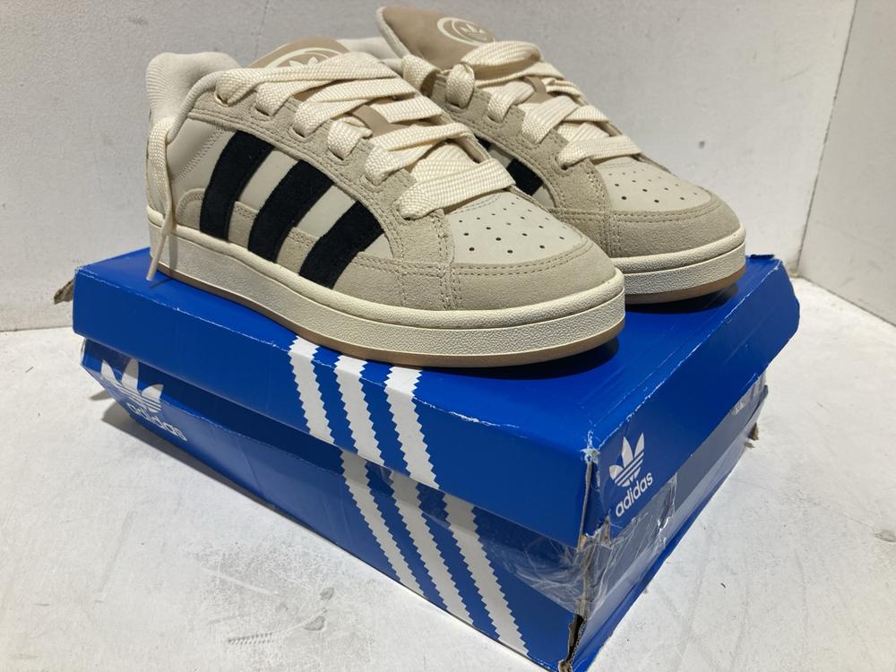 Lot 611  
            Birmingham SR107 - Parcel Delivery Only 

                
ADIDAS CAMPUS 00S BETA W TRAINERS SIZE 8