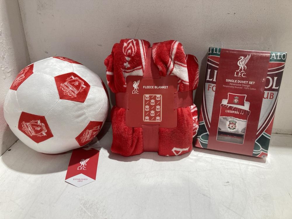 Lot 672  
            Birmingham SR107 - Parcel Delivery Only 

                
3 X ITEMS TO INCLUDE LIVERPOOL FC SINGLE DUVET SET