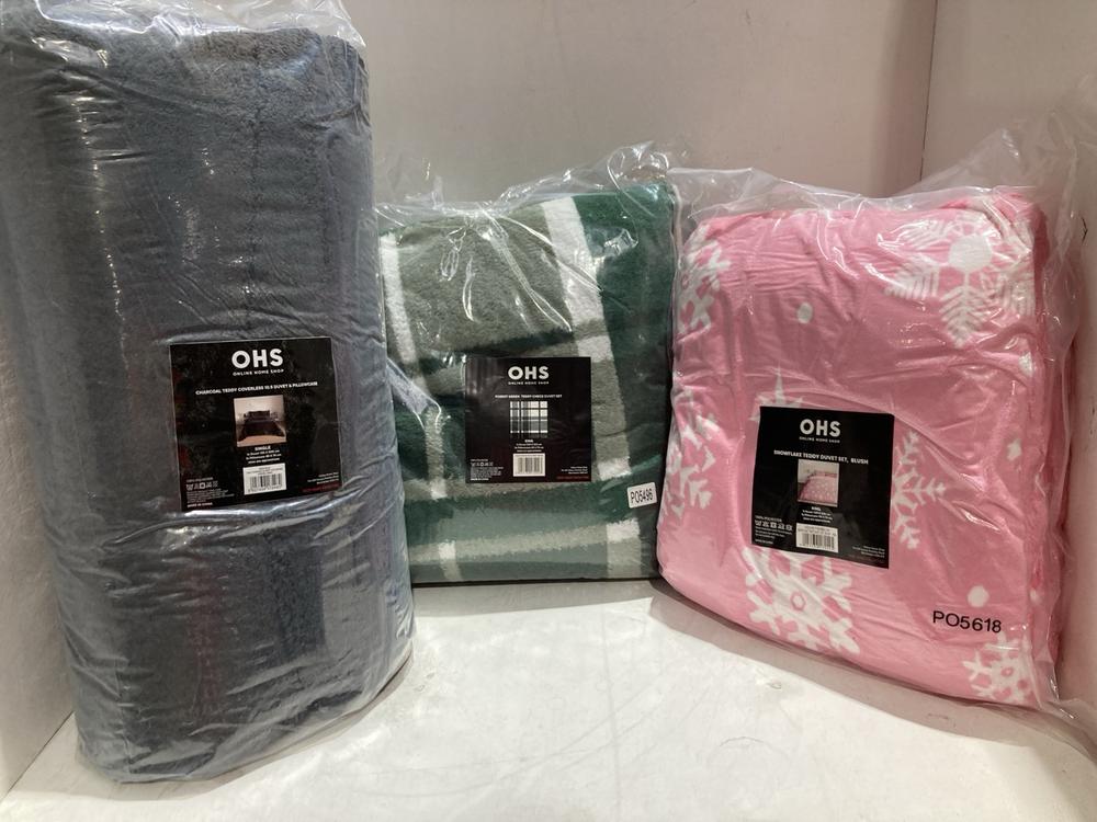 Lot 674  
            Birmingham SR107 - Parcel Delivery Only 

                
3 X ITEMS TO INCLUDE OHS FOREST GREEN TEDDY CHECK DUVET SET