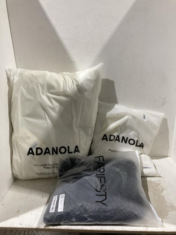 Lot 696  
            Birmingham SR107 - Parcel Delivery Only 

                
ASSORTED CLOTHING TO INCLUDE VARSITY KNIT STRAIGHT LEG SWEATPANTS SIZE XL