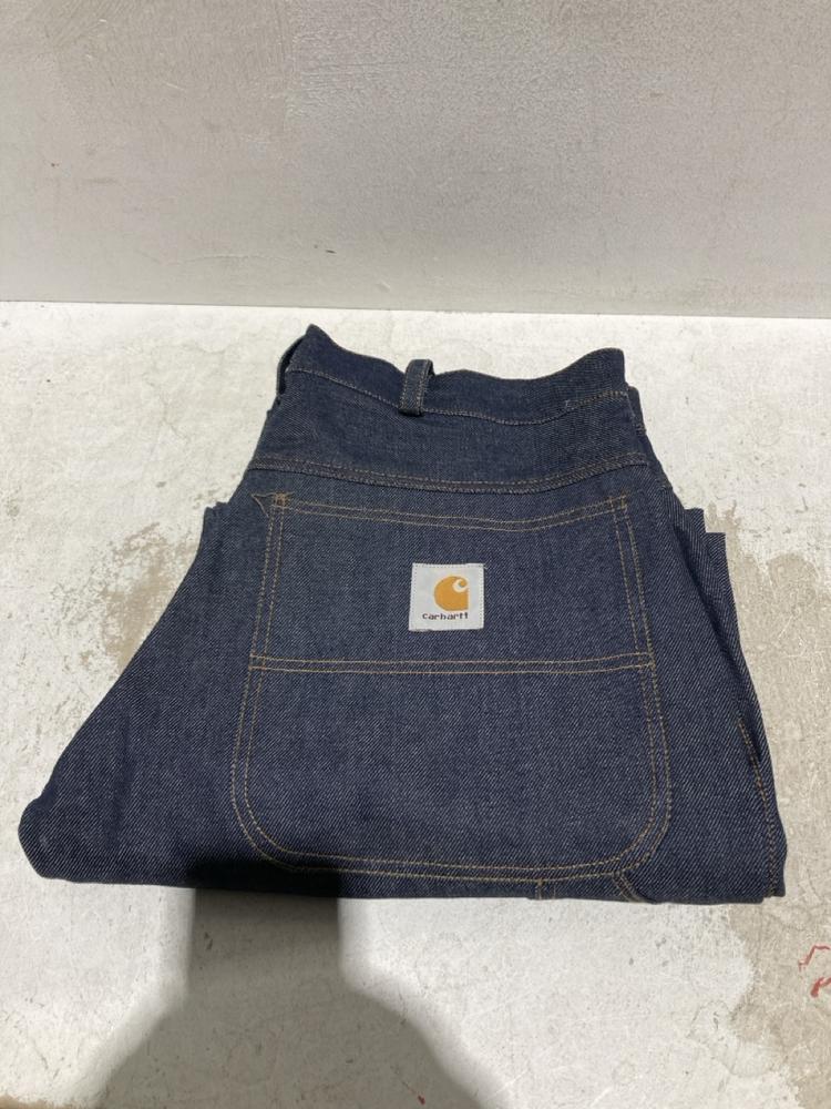 Lot 737  
            Birmingham SR107 - Parcel Delivery Only 

                
CARHARTT MEN'S NAVY JEANS SIZE 34