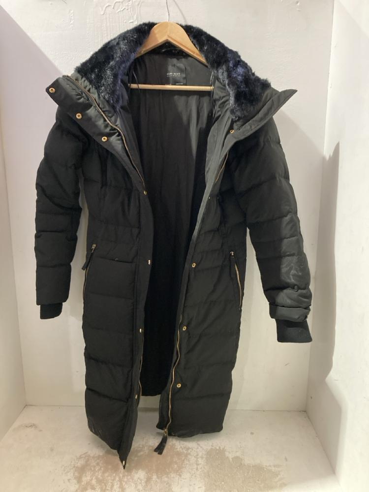 Lot 766  
            Birmingham SR107 - Parcel Delivery Only 

                
ZARA LONG WOMEN'S BLACK COAT SIZE M EUR