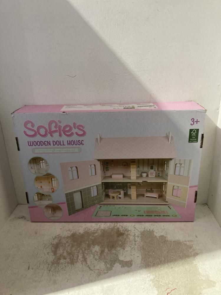 Lot 781  
            Birmingham SR107 - Parcel Delivery Only 

                
SOPHIE'S WOODEN DOLLHOUSE 54X34X58CM