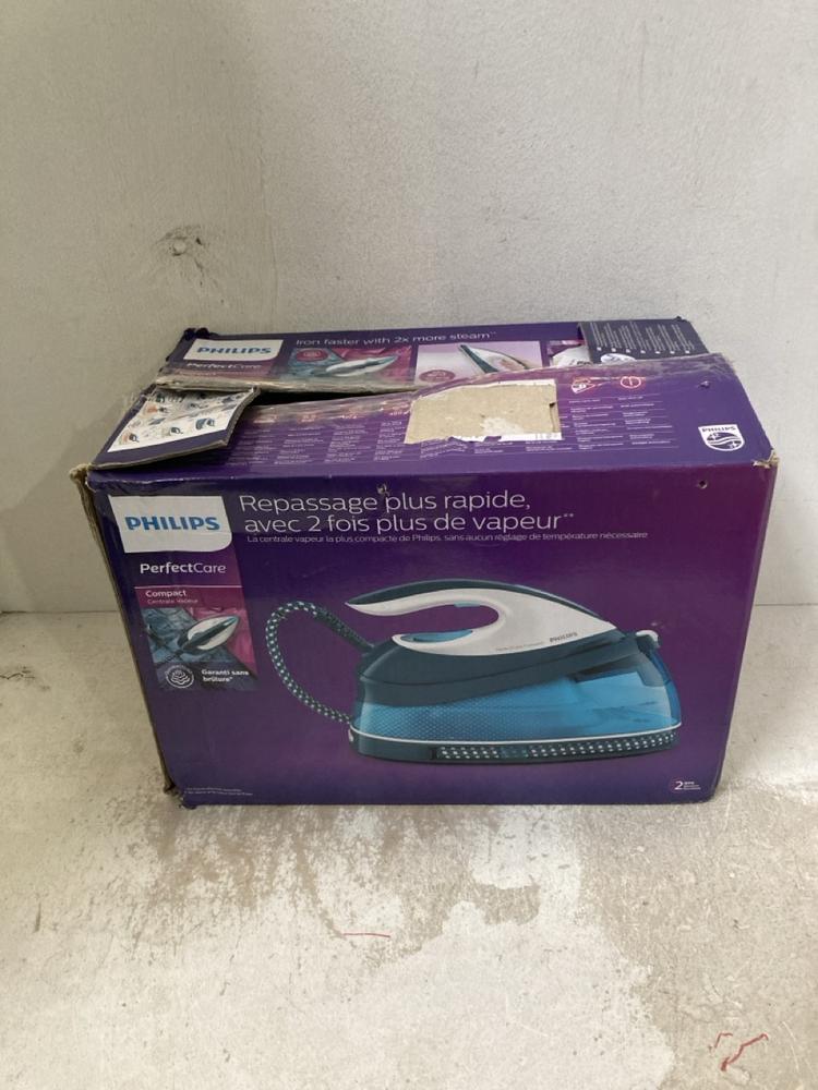 Lot 795  
            Birmingham SR107 - Parcel Delivery Only 

                
RUSSELL HOBBS STEAM IRON