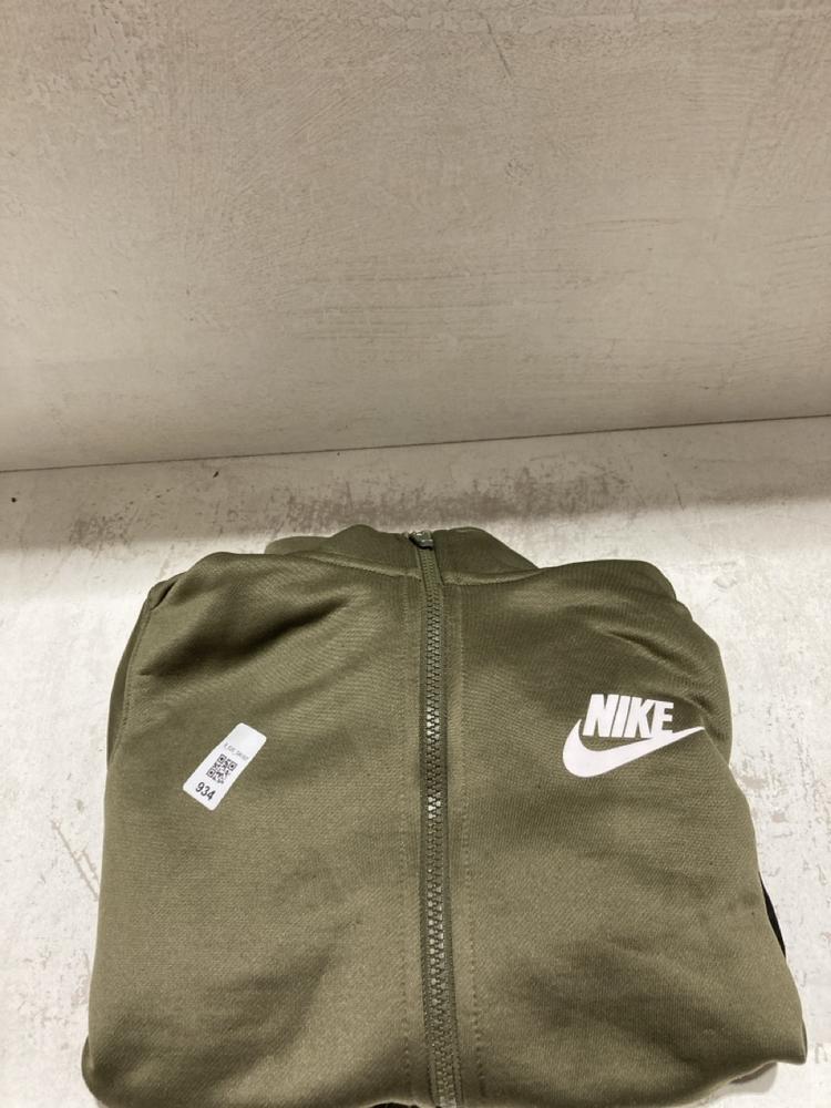 Lot 934  
            Birmingham SR107 - Parcel Delivery Only 

                
NIKE TECH TRACKSUIT OLIVE GREEN SIZE M