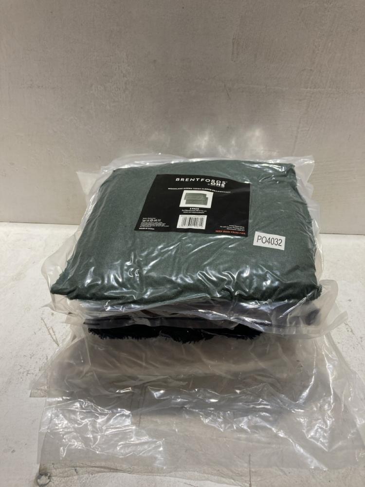 Lot 935  
            Birmingham SR107 - Parcel Delivery Only 

                
ASSORTED LINEN TO INCLUDE WOODLAND GREEN TEDDY PILLOWCASE