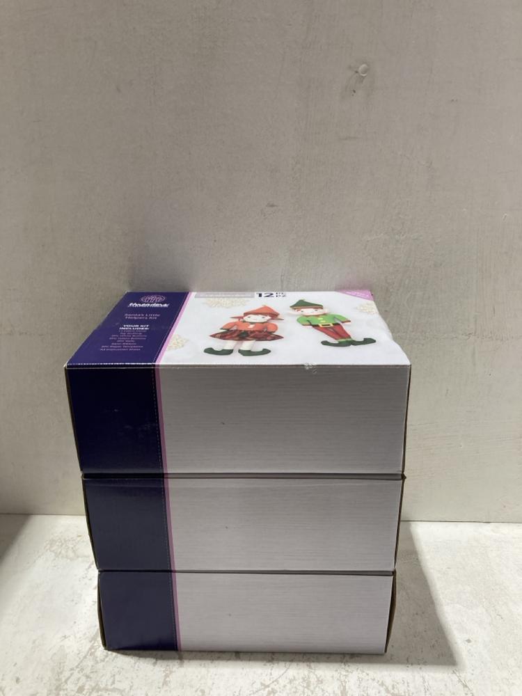 Lot 953  
            Birmingham SR107 - Parcel Delivery Only 

                
THREADERS 3 X SANTA & REINDEER KIT
