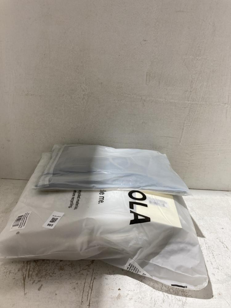 Lot 965  
            Birmingham SR107 - Parcel Delivery Only 

                
ASSORTED WOMEN'S CLOTHING TO INCLUDE ADANOLA VARSITY LOOSE FIT SWEATPANTS LIGHT G...