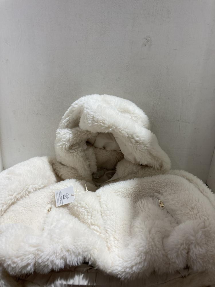 Lot 968  
            Birmingham SR107 - Parcel Delivery Only 

                
ZARA HOODED FAUX SHEARLING ANORAK WOMENS JACKET SIZE M