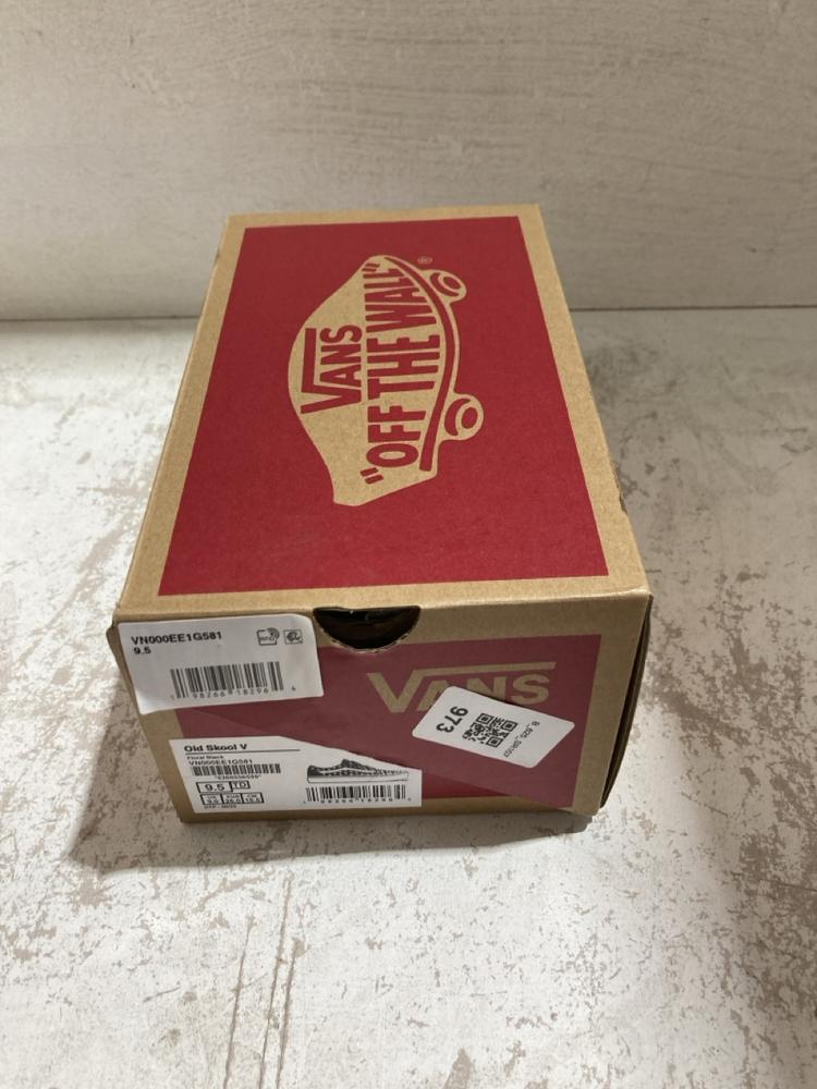 Lot 973  
            Birmingham SR107 - Parcel Delivery Only 

                
VANS OLD SKOOL V FLORAL BLACK SIZE 9 GIRLS