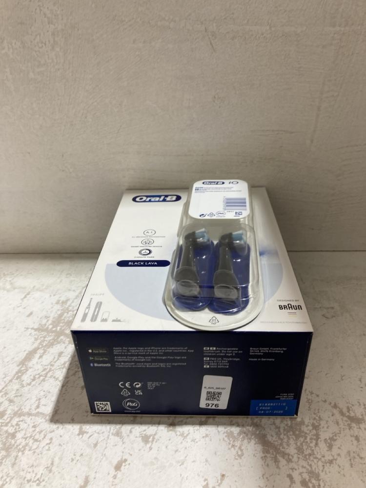 Lot 976  
            Birmingham SR107 - Parcel Delivery Only 

                
ORAL B IO SERIES 6 BLACK LAVA TOOTHBRUSH + ORAL B IO REPLACEMENT BRUSH HEADS
