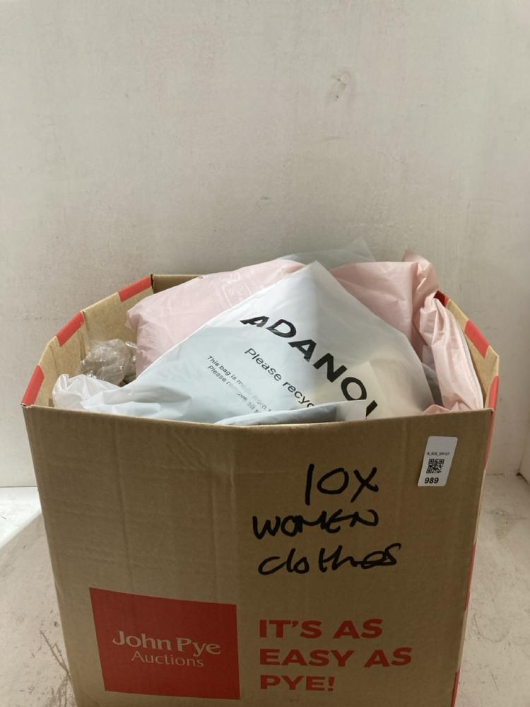 Lot 989  
            Birmingham SR107 - Parcel Delivery Only 

                
BOX OF ASSORTED WOMEN'S CLOTHING TO INCLUDE OLIVE GREEN ULTIMATE TANK BRA SIZE S