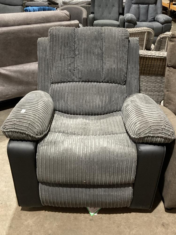Lot 104  
            Birmingham SR106 - Collection or Optional Delivery Available 

                
JUMBO CORD POWER RECLINER SINGLE SOFA (LOCATION: ROW 6 - C)