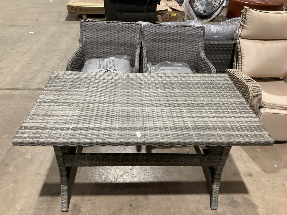 Lot 109  
            Birmingham SR106 - Collection or Optional Delivery Available 

                
RATTAN 4 TO 6 DINING TABLE TO INCLUDE 2 DINING CHAIR (LOCATION: ROW 5 - C )