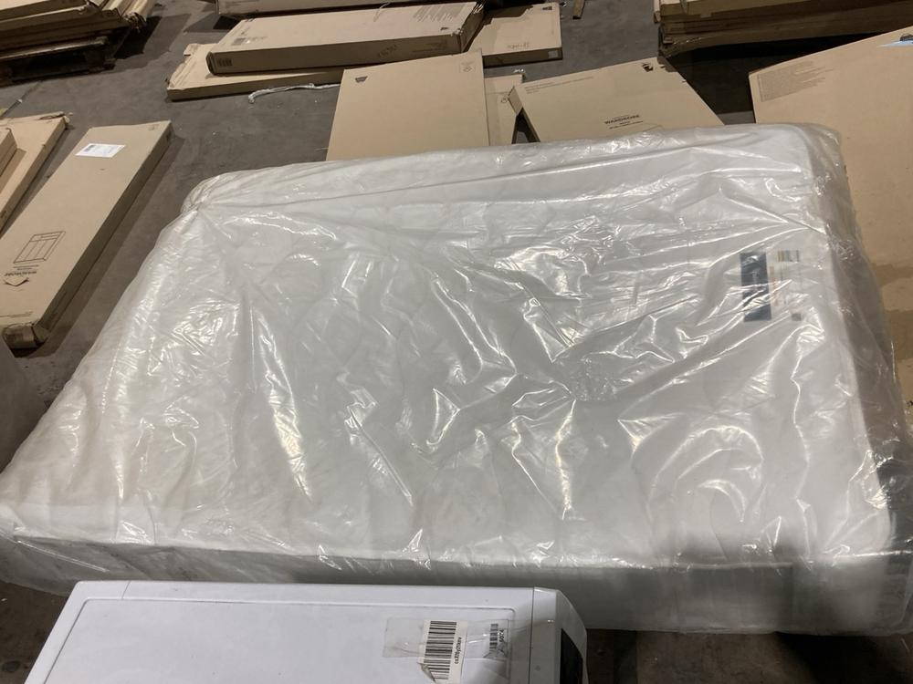Lot 196  
            Birmingham SR106 - Collection or Optional Delivery Available 

                
SILENTNIGHT POCKET ESSENTIALS 1000 KING SIZE MATTRESS - 25SPEM150MM0001 - ORIGINA...