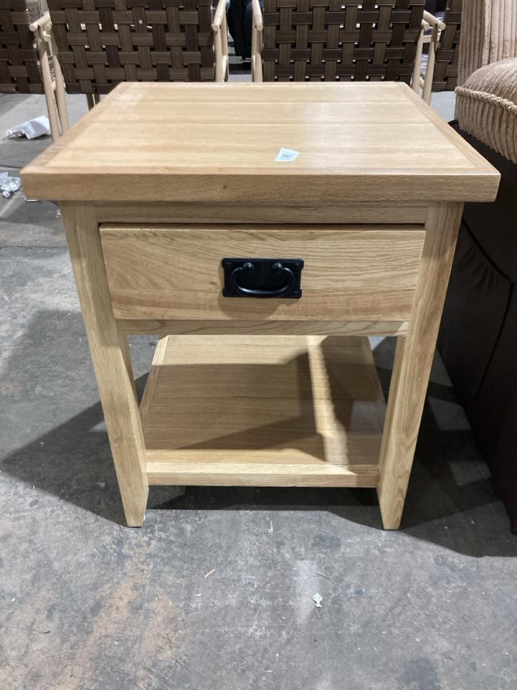Lot 254  
            Birmingham SR106 - Collection or Optional Delivery Available 

                
WOODEN BEDSIDE WITH 1 DRAWER (LOCATION: L)