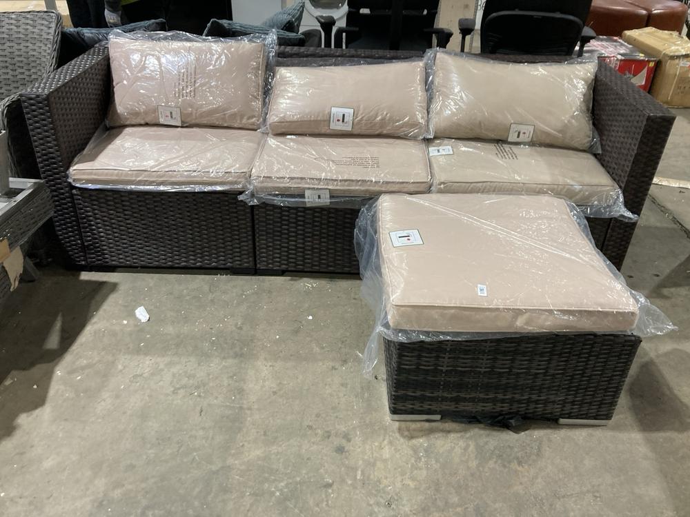 Lot 255  
            Birmingham SR106 - Collection or Optional Delivery Available 

                
RATTAN OUTDOOR 3 SEATER SOFA WITH CUSHION TO INCLUDE COFFEE TABLE (LOCATION: F)