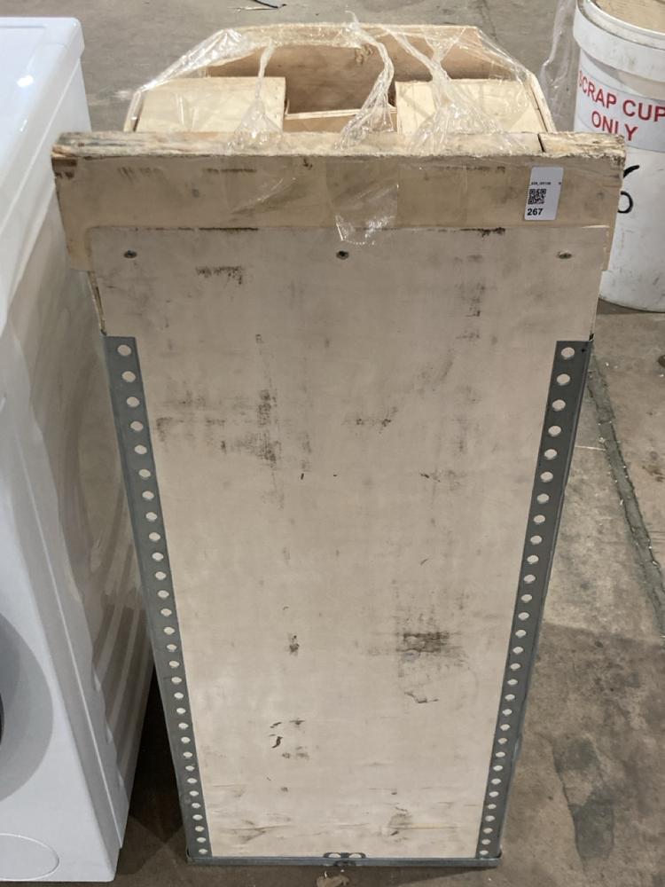 Lot 267  
            Birmingham SR106 - Collection or Optional Delivery Available 

                
FULLY AUTOMATIC AC VOLTAGE STABILIZER SVT-10KVA (LOCATION: ROW 6 - D )