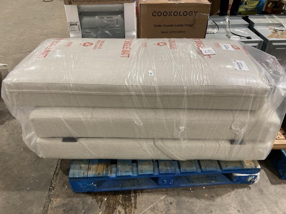 Lot 45  
            Birmingham SR106 - Collection or Optional Delivery Available 

                
JOHN LEWIS AND PARTNERS DOUBLE SIZE DIVAN BED (003452009) (LOCATION: ROW 7 - C ) ...