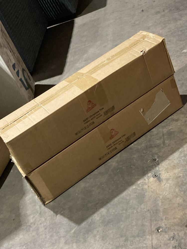 Lot 475  
            Birmingham SR106 - Collection or Optional Delivery Available 

                
2 X MY CHRISTMAS CHRISTMAS TREE (LOCATION: RACKINGS)