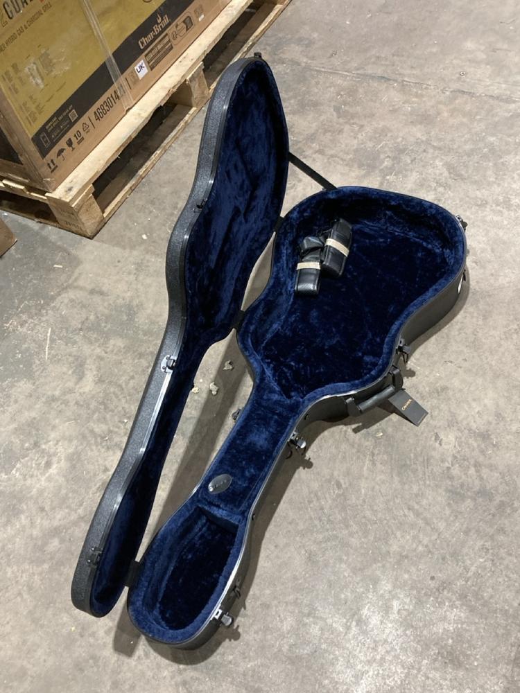 Lot 536  
            Birmingham SR106 - Collection or Optional Delivery Available 

                
CAHAYA GUITAR CASE (LOCATION: ROW 5 - D )