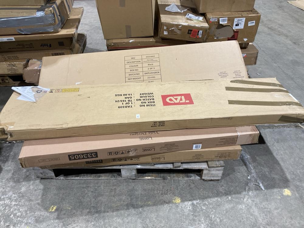 Lot 629  
            Birmingham SR106 - Collection or Optional Delivery Available 

                
PALLET OF ITEMS TO INCLUDE LASSIC RIANO 3 DOOR 2 DRAWER MIRRORED WARDROBE (ALL PA...