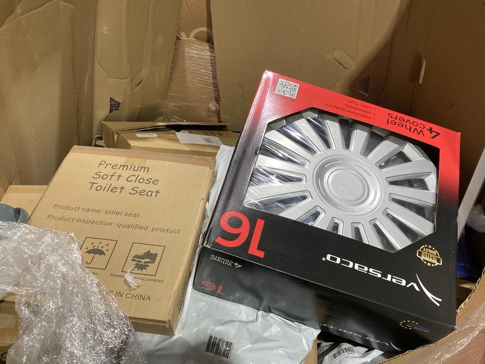 Lot 638  
            Birmingham SR106 - Collection or Optional Delivery Available 

                
PALLET OF ITEMS TO INCLUDE VERSACO 16" 4 WHEEL COVERS (ALL PALLET CONTENTS MUST B...