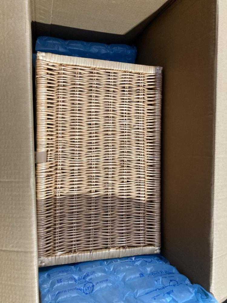 Lot 666  
            Birmingham SR106 - Collection or Optional Delivery Available 

                
JOHN LEWIS AND PARTNERS WOVEN SEAGRASS LIDDED TRUNK (LOCATION: WALL RACKINGS )