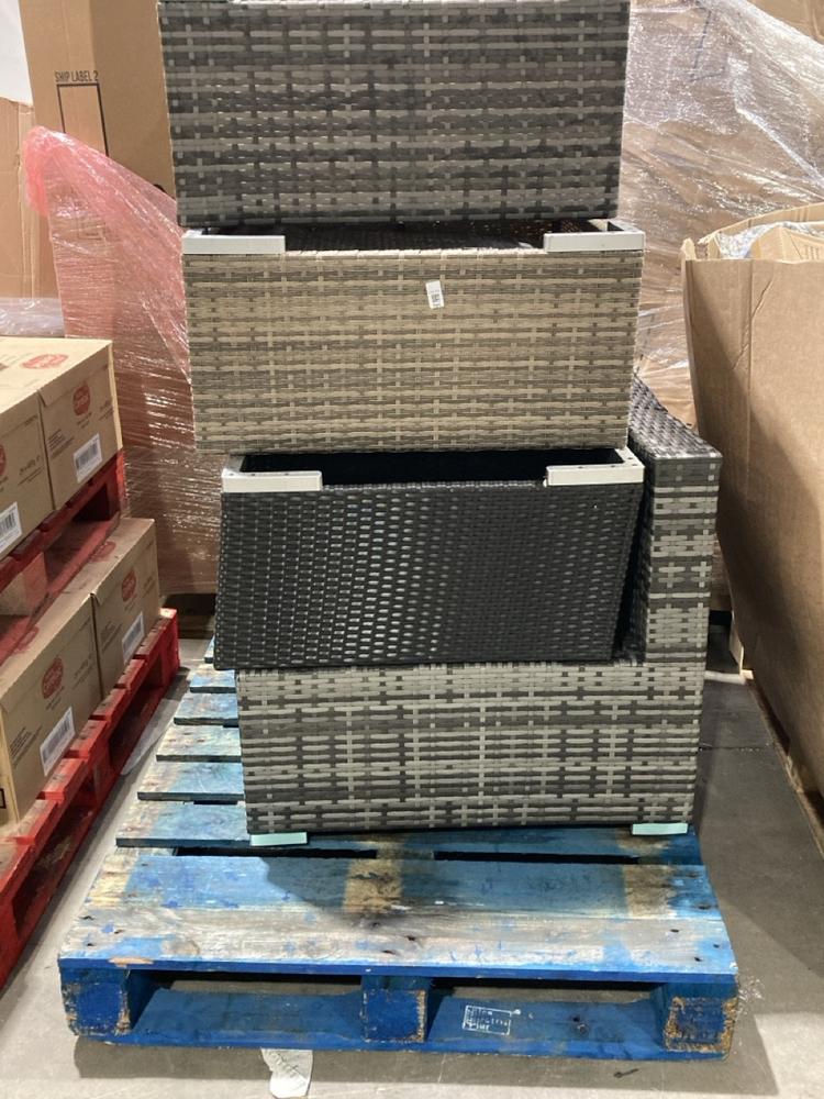 Lot 721  
            Birmingham SR106 - Collection or Optional Delivery Available 

                
PALLET OF ITEMS TO INCLUDE RATTAN GARDEN FURNITURE (ALL PALLET CONTENTS MUST BE R...