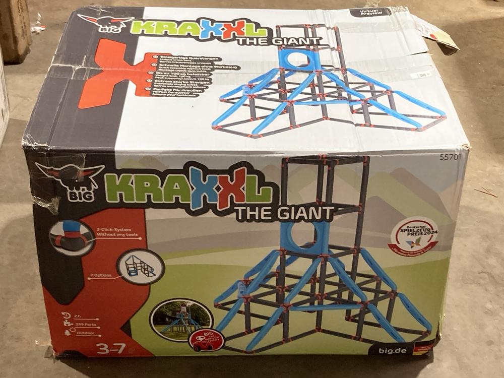 Lot 73  
            Birmingham SR106 - Collection or Optional Delivery Available 

                
BIG KRAXXL THE GIANT TOWER ORIGINAL RRP £150 (LOCATION: ROW 6 - C)